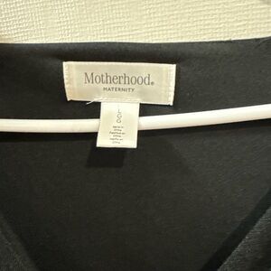 Motherhood Maternity Black V-Neck Maternity Top